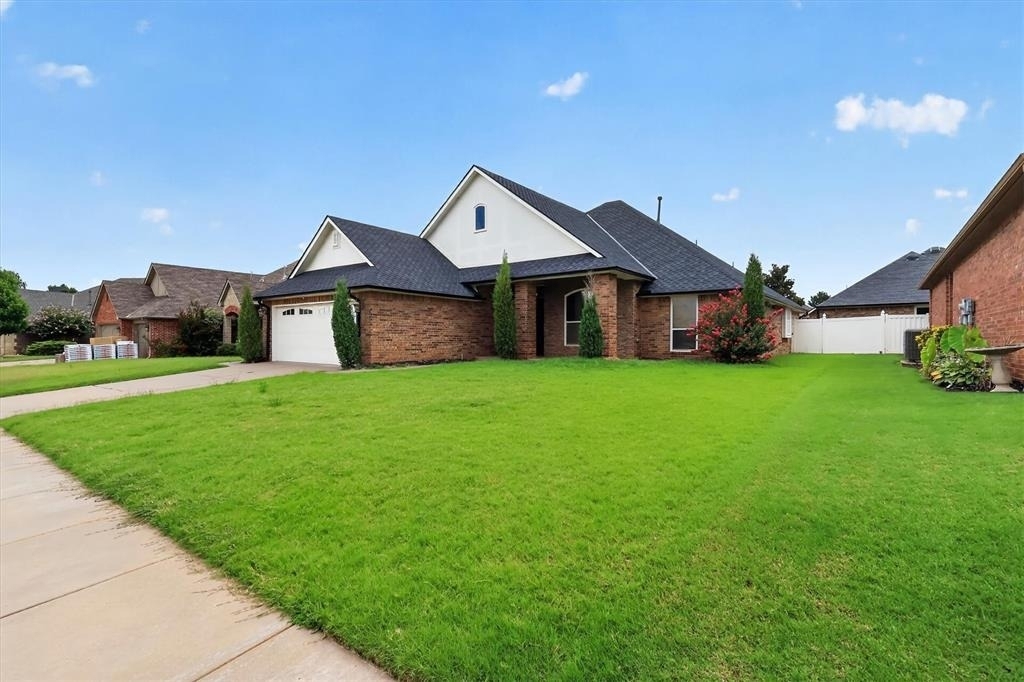 16616 Moorgate Lane - Photo 1