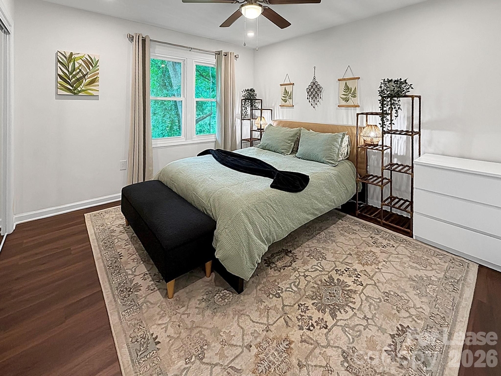 902 Creekside Drive - Photo 15