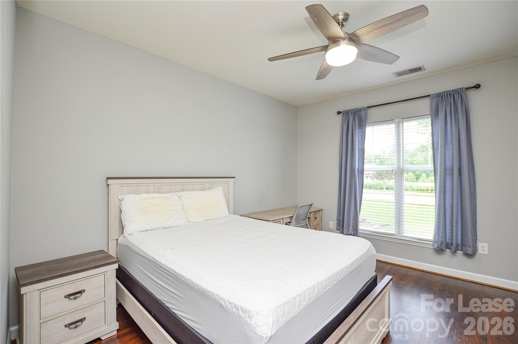 10663 Hill Point Court - Photo 13