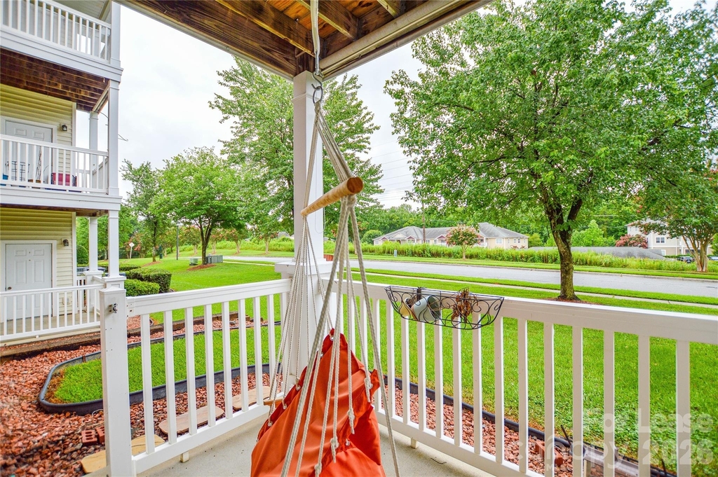 10663 Hill Point Court - Photo 26
