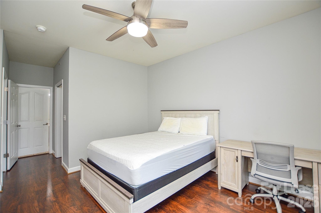 10663 Hill Point Court - Photo 14