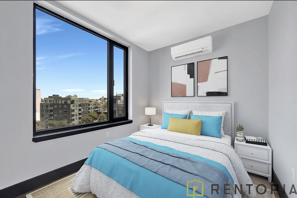 475 Grand Street - Photo 6