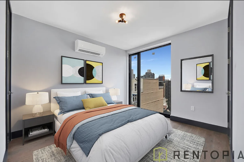 475 Grand Street - Photo 4