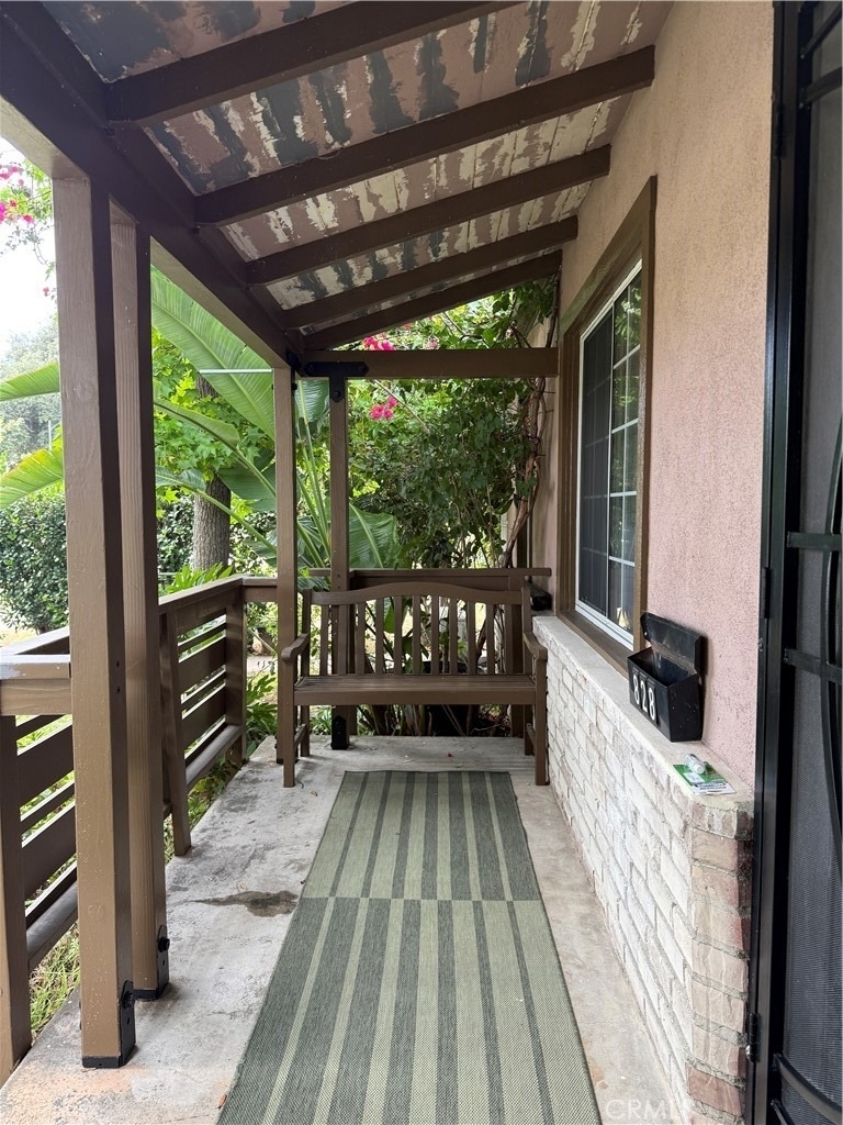 830 N Olive - Photo 2
