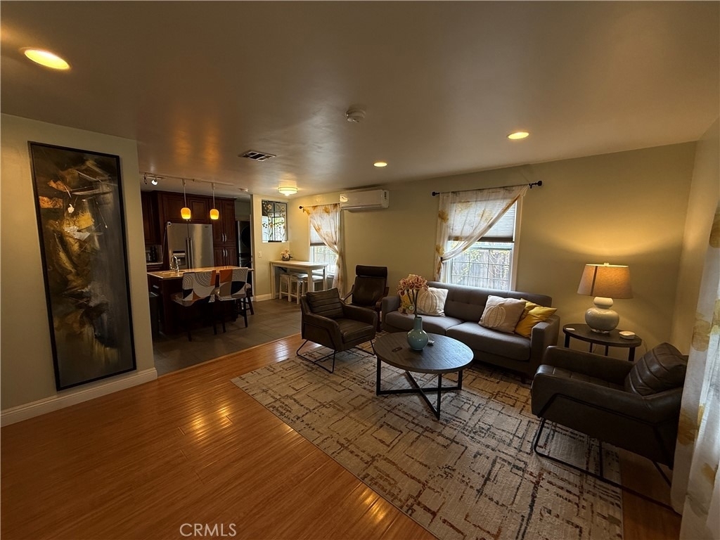 830 N Olive - Photo 5