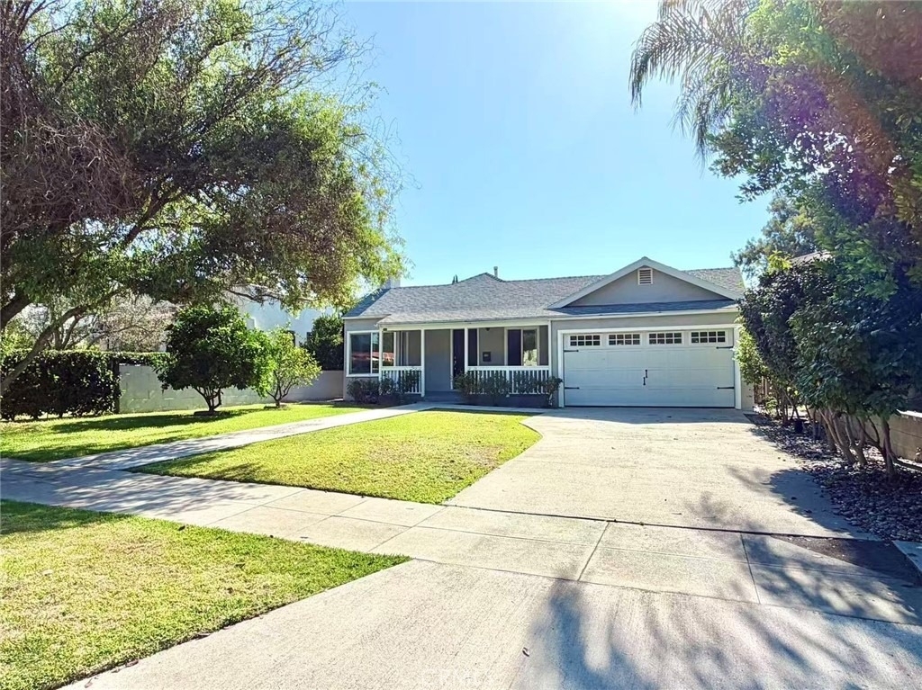 274 S Craig Avenue - Photo 2