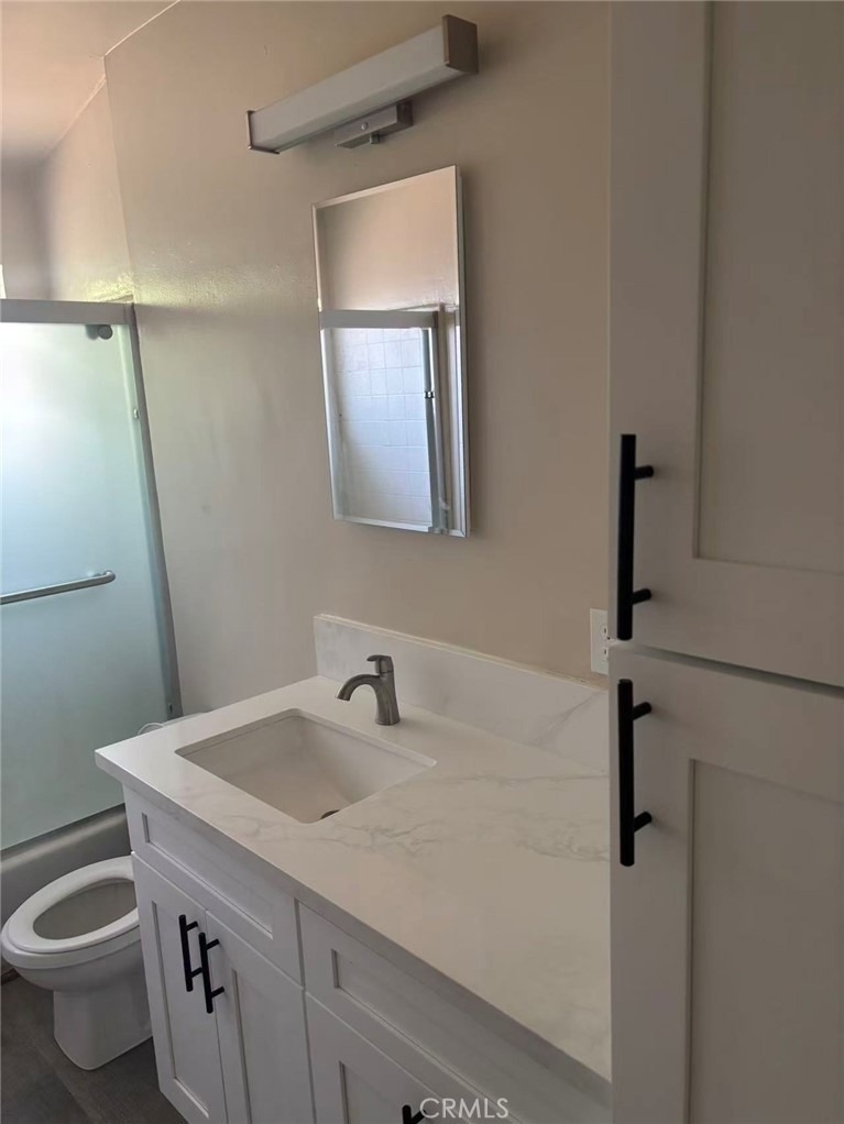 902 E Deodar St - Photo 2