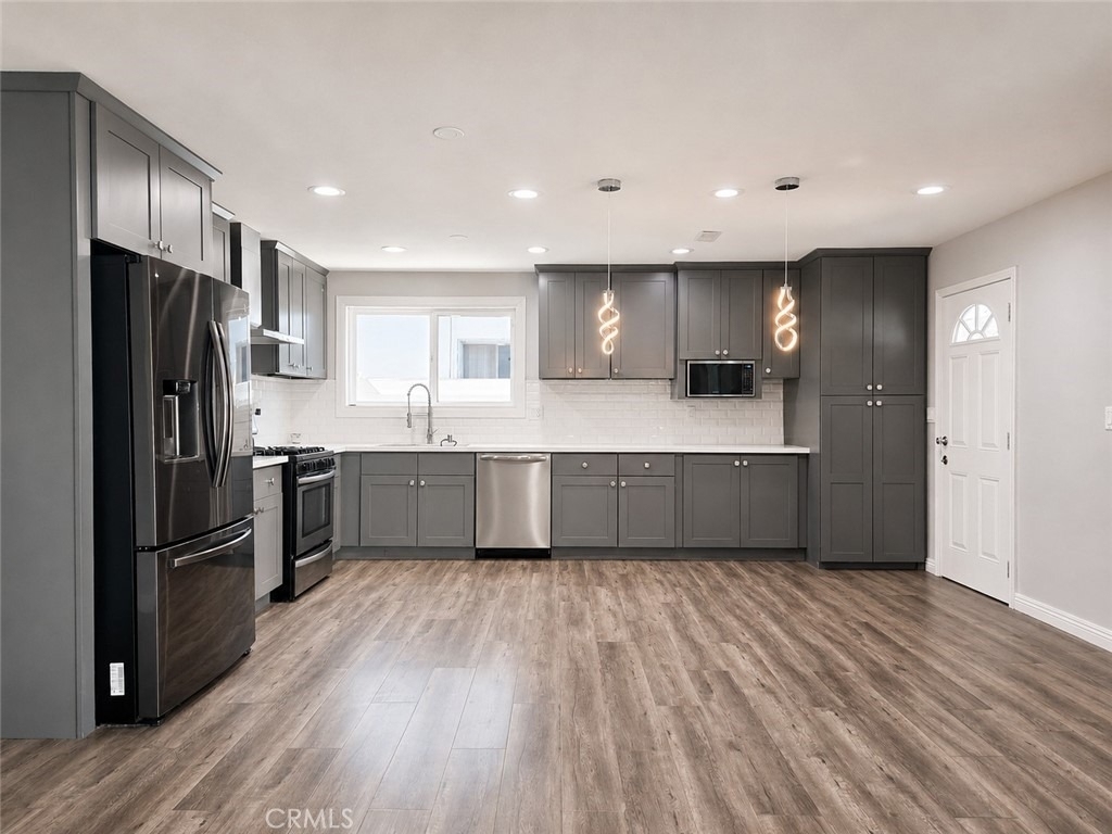 6624 Gross Avenue - Photo 3