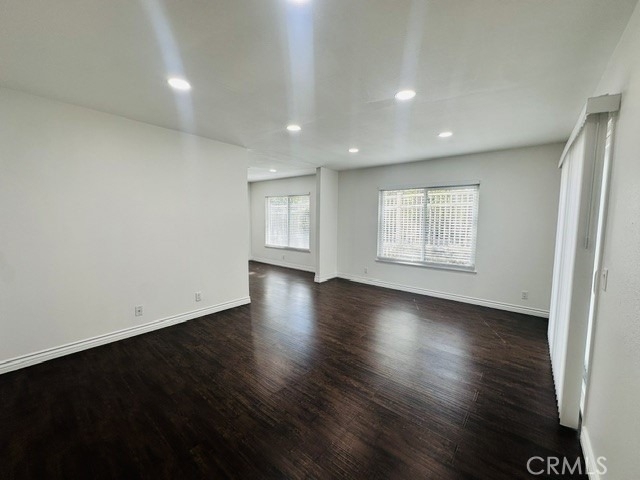 2510 Coventry - Photo 4