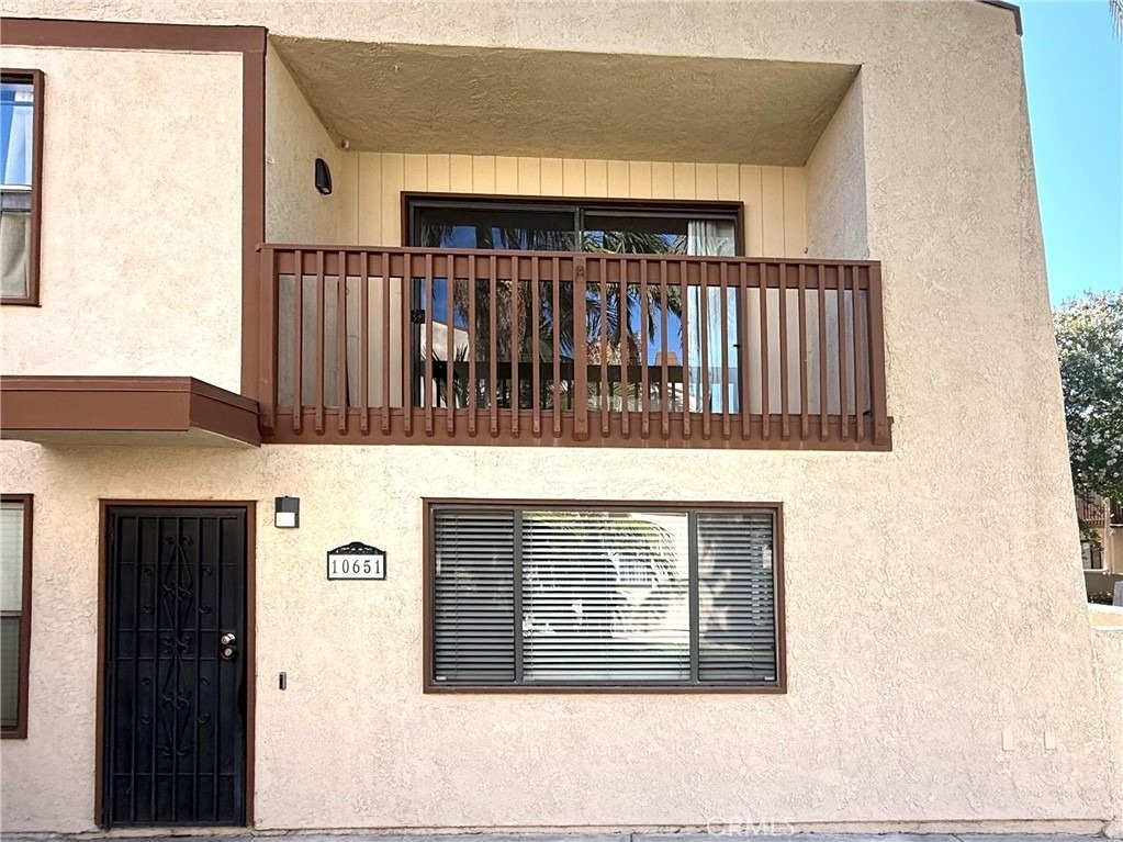 10651 Bell Street - Photo 1