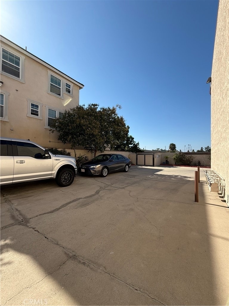 10651 Bell Street - Photo 22