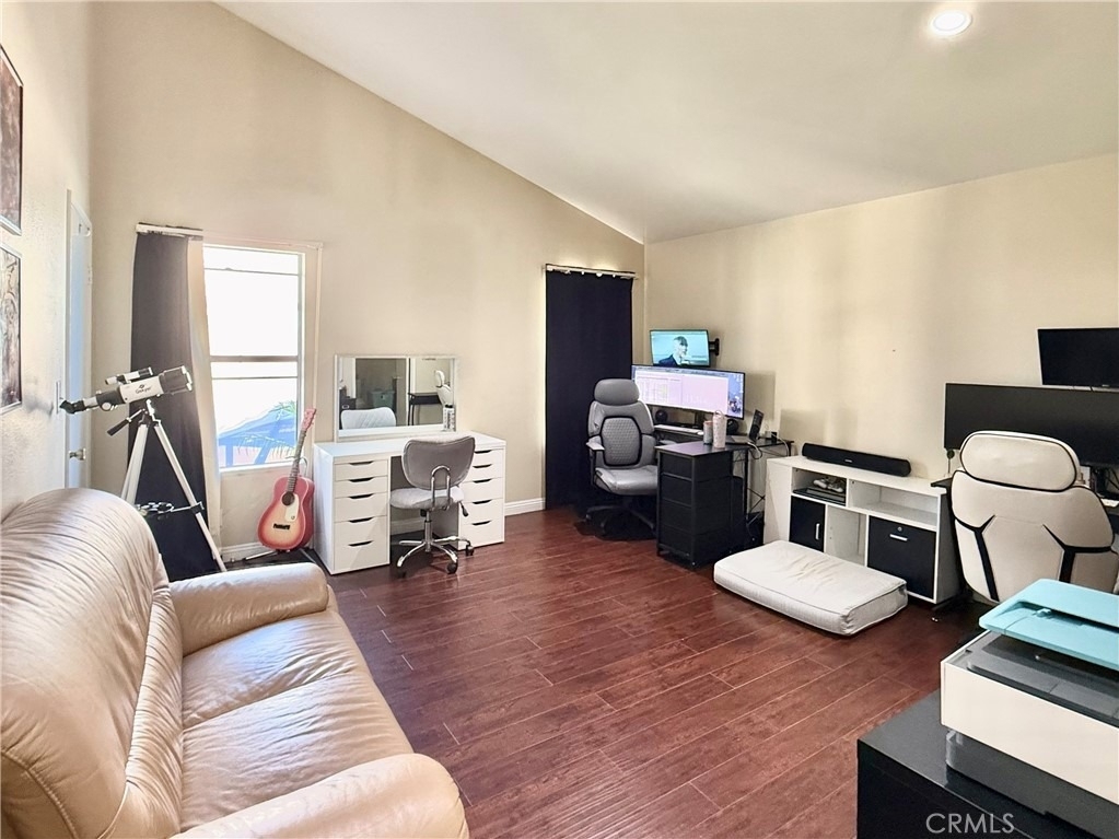 10651 Bell Street - Photo 11