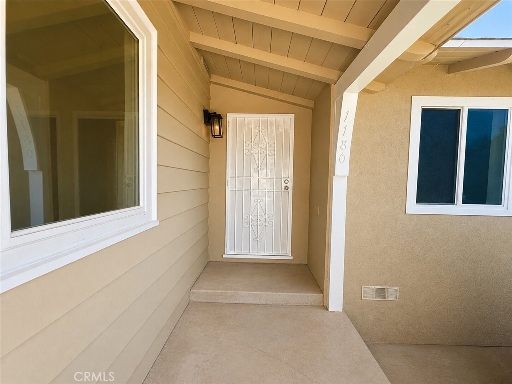 1180 Langley - Photo 1