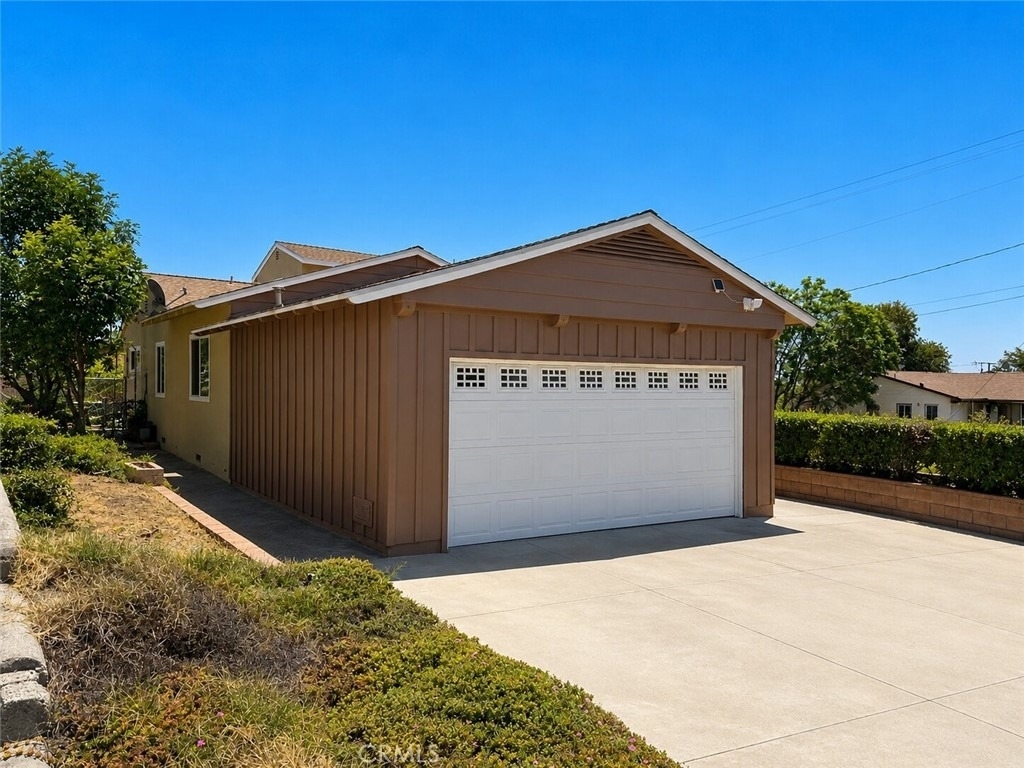 1180 Langley - Photo 28