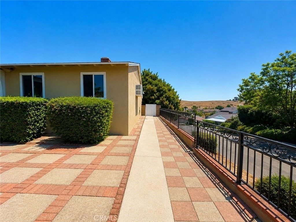 1180 Langley - Photo 31