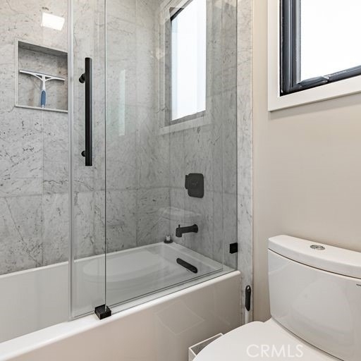 32 Dauphin - Photo 42