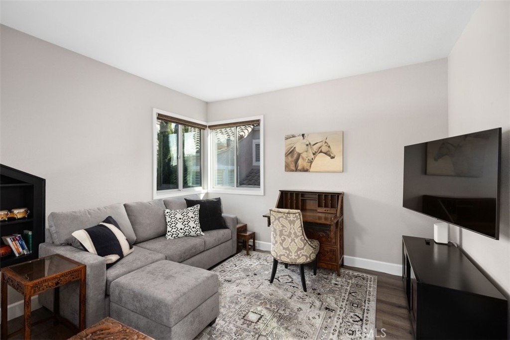 12 Dauphin - Photo 27
