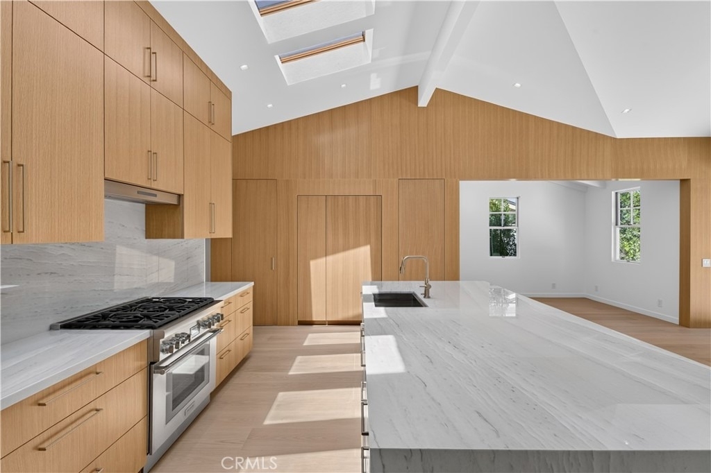 1312 Santanella - Photo 5