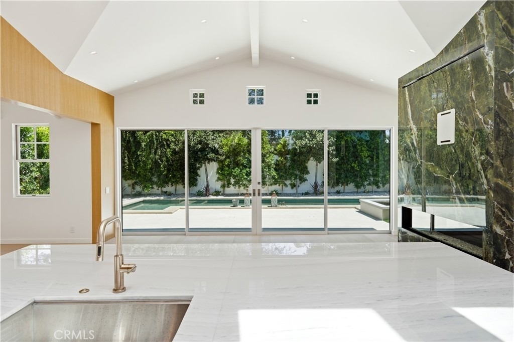 1312 Santanella - Photo 40