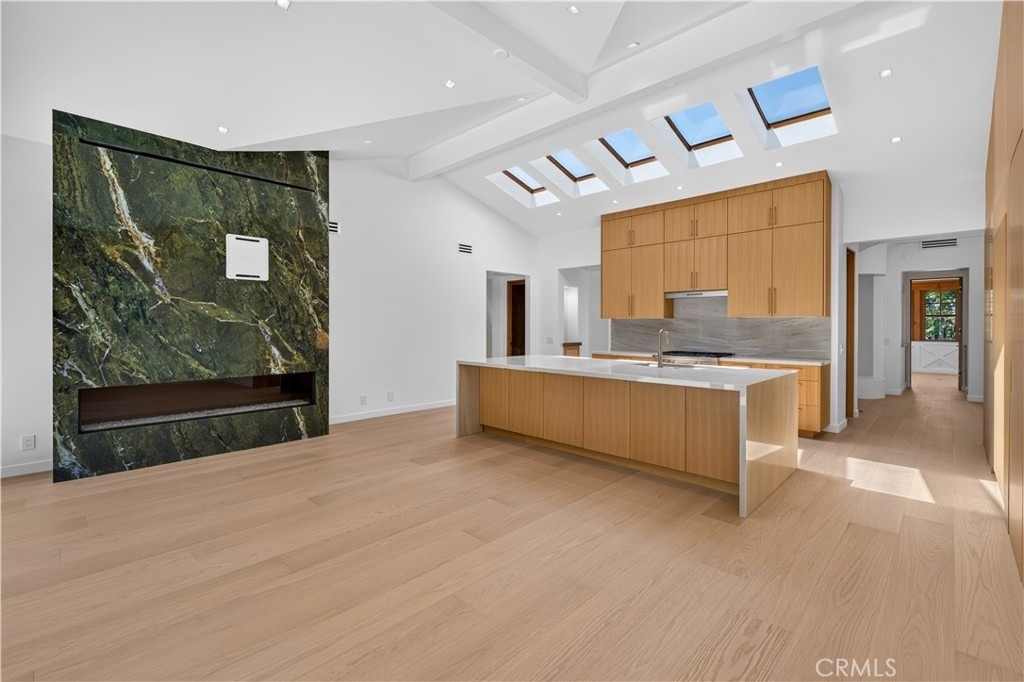 1312 Santanella - Photo 9