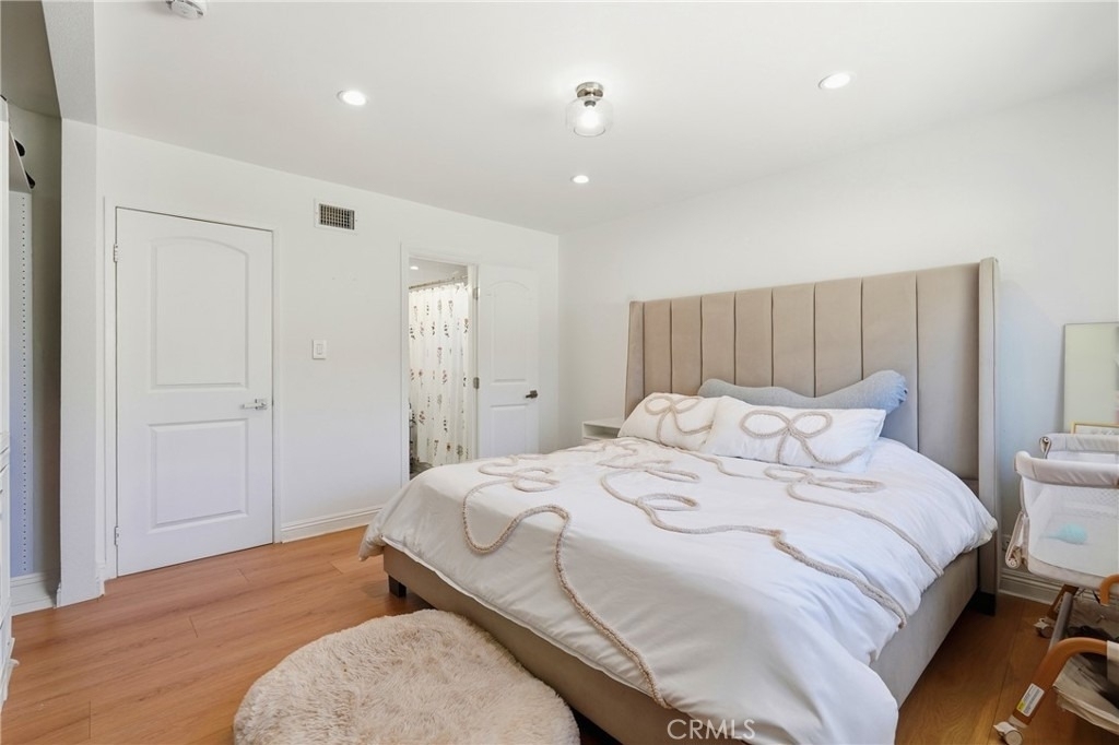 4563 Hempstead St - Photo 20