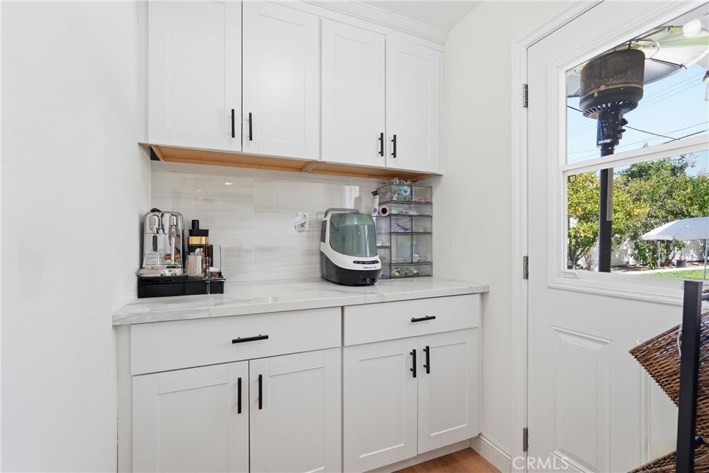4563 Hempstead St - Photo 11