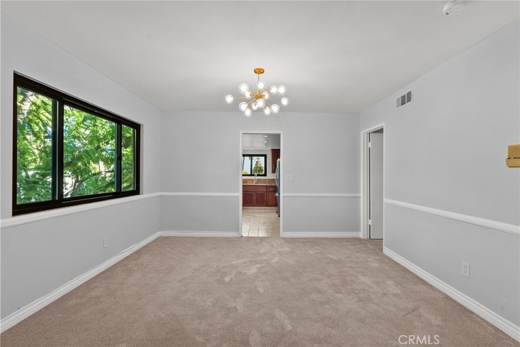 330 W California - Photo 14