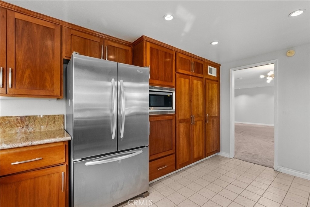 330 W California - Photo 21