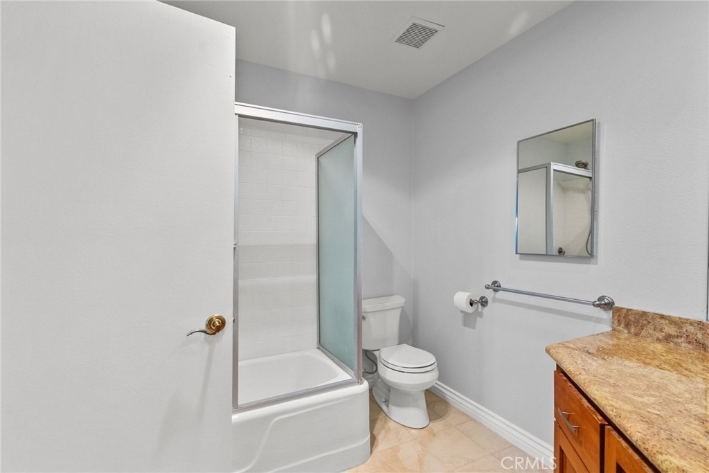 330 W California - Photo 25