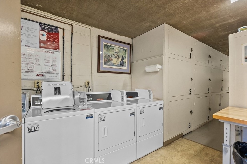 330 W California - Photo 37