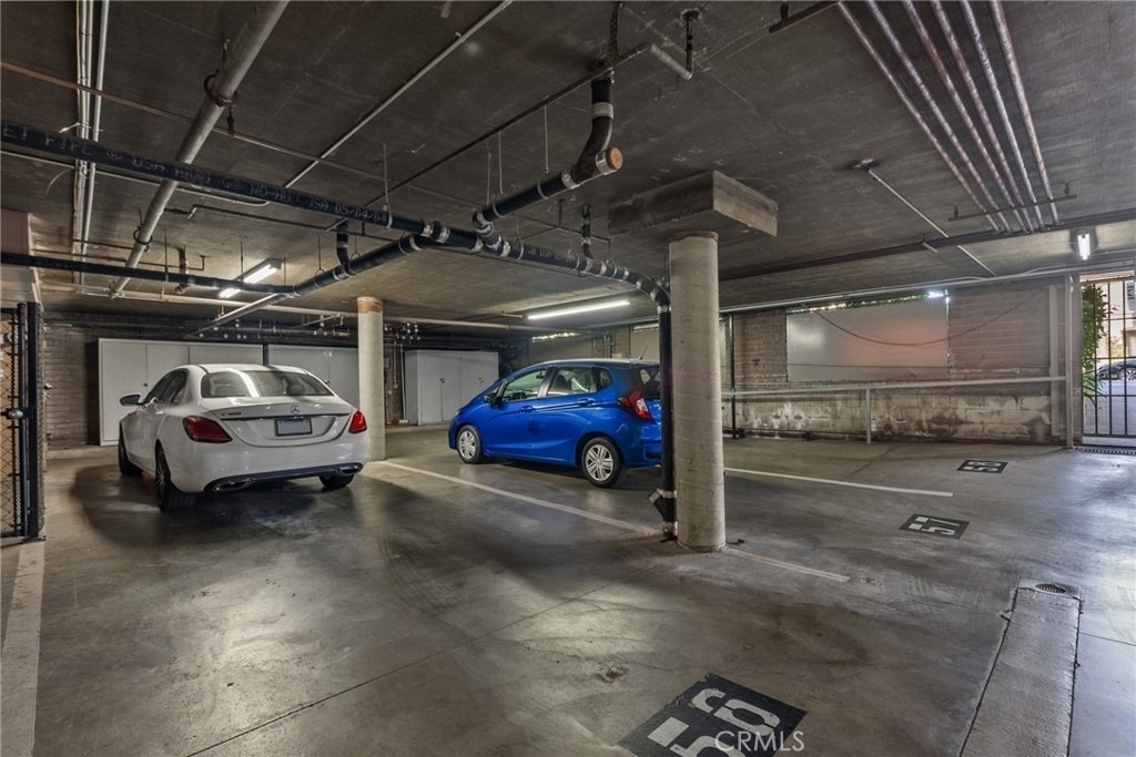 330 W California - Photo 38
