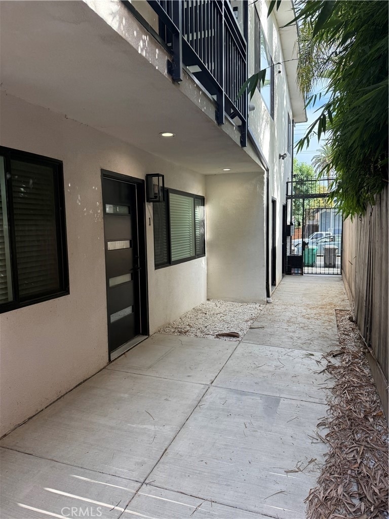 1141 E Broadway - Photo 15