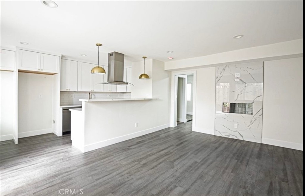 1141 E Broadway - Photo 3
