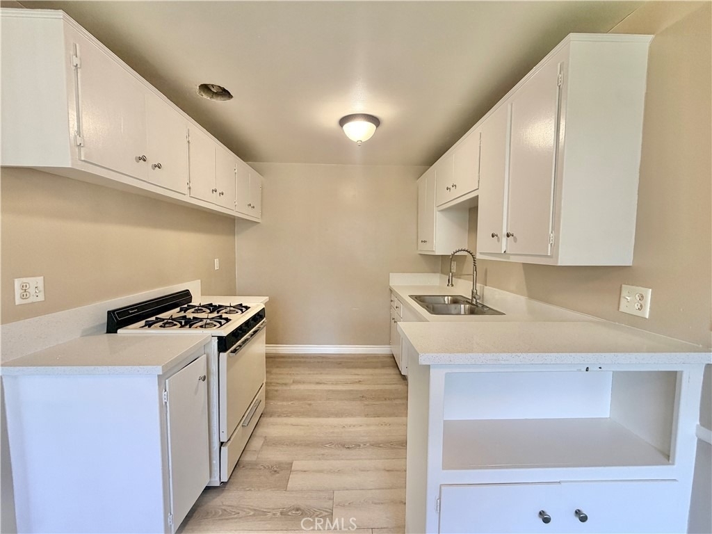 448 Terry Way - Photo 5