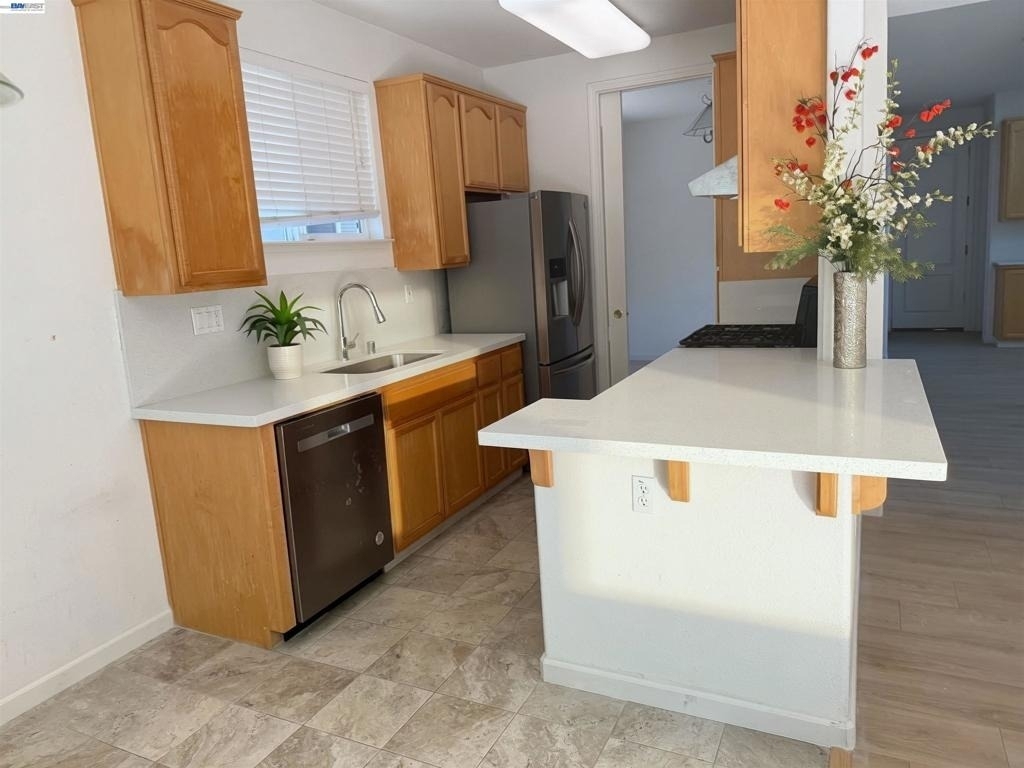 5168 Academy Rd - Photo 3