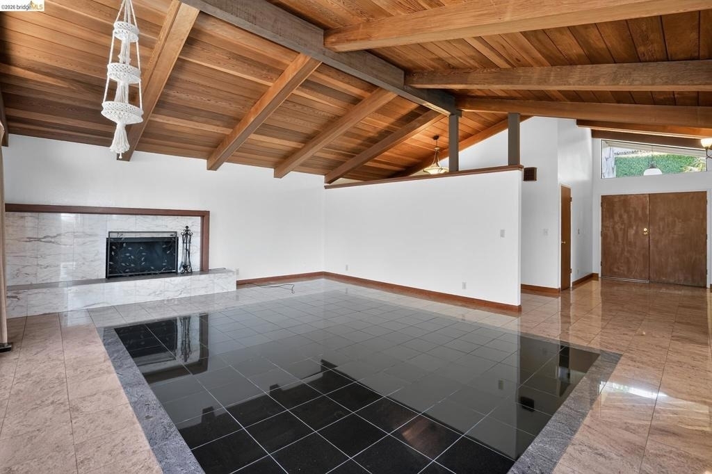 525 Hampton Ave - Photo 3