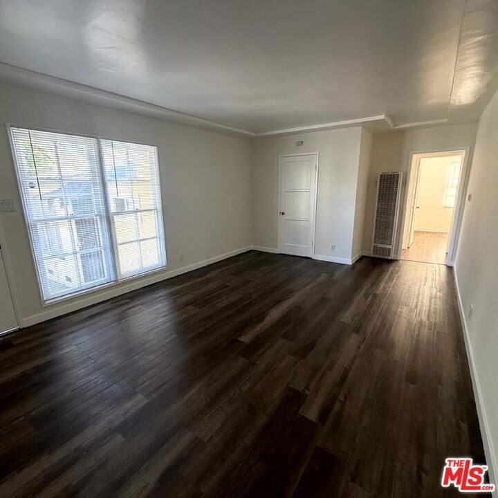 5113 W 20th Street - Photo 3