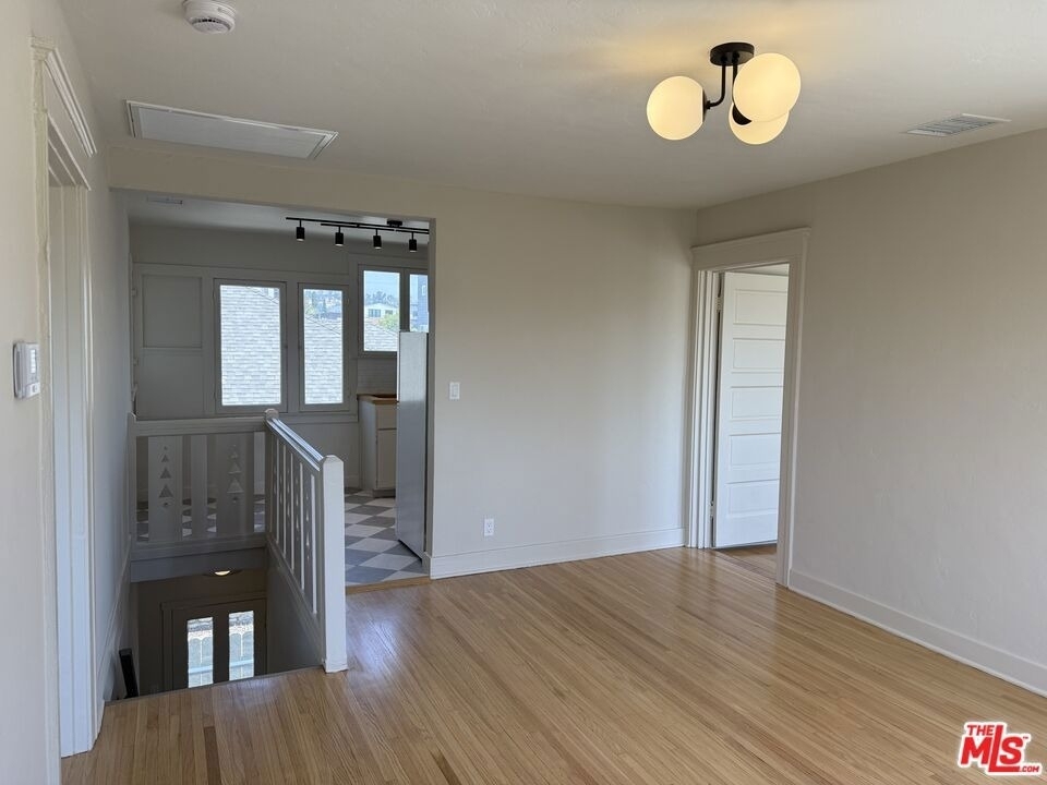 130 S Avenue 63 - Photo 3