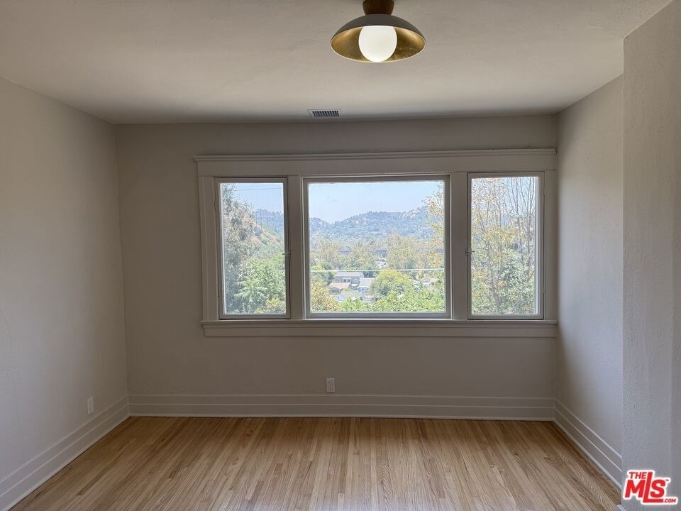 130 S Avenue 63 - Photo 16