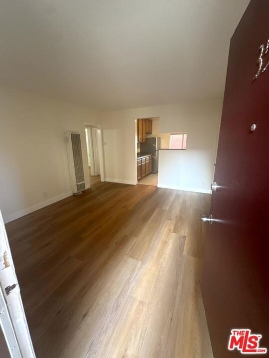 9815 Imperial Highway - Photo 2