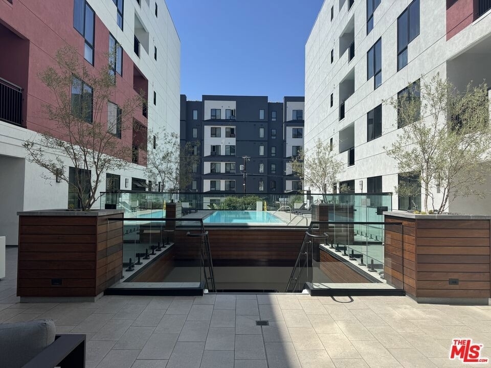 1234 Wilshire Boulevard - Photo 4