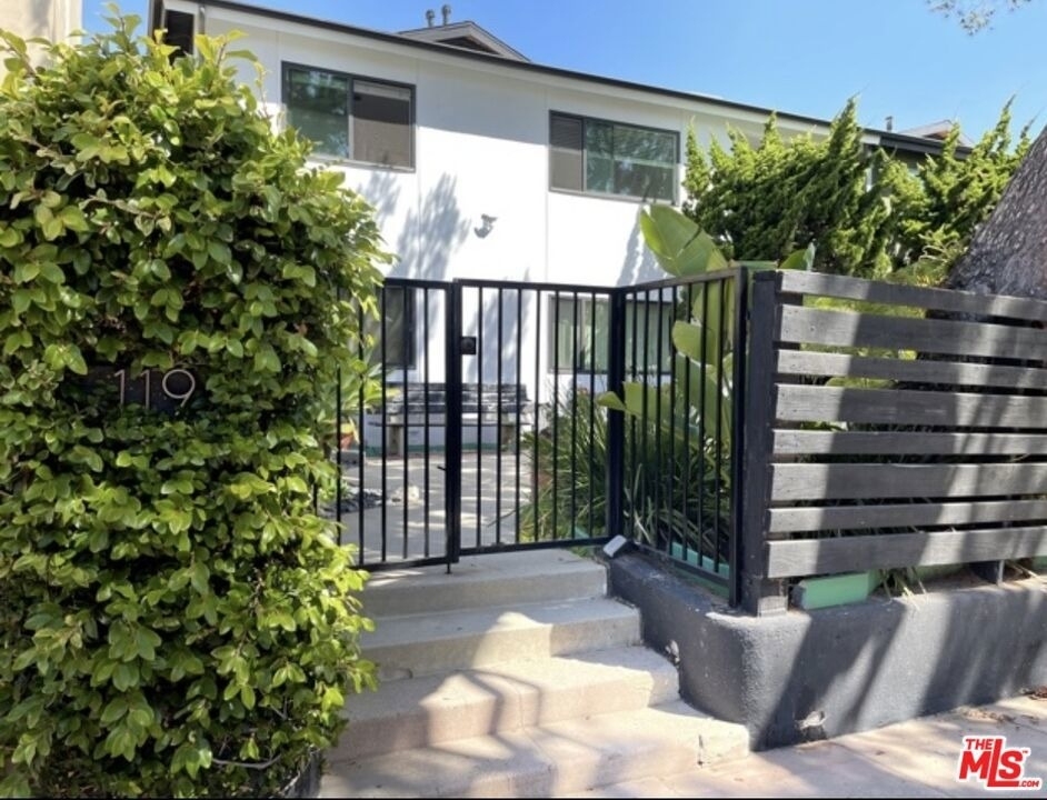 119 Paloma Avenue - Photo 21