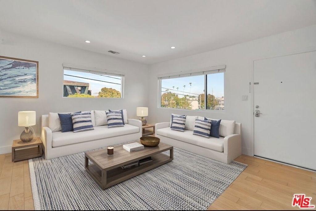 119 Paloma Avenue - Photo 4