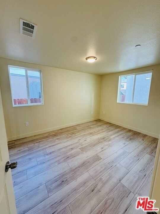 851 E 76th Place - Photo 9