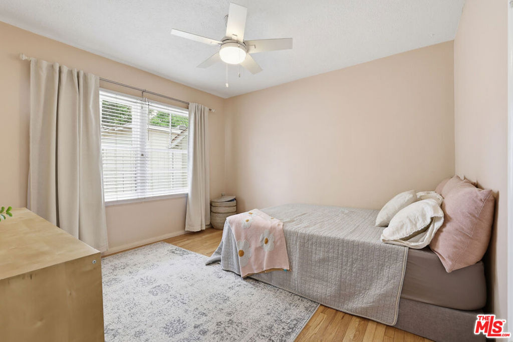 4958 Canoga Avenue - Photo 12
