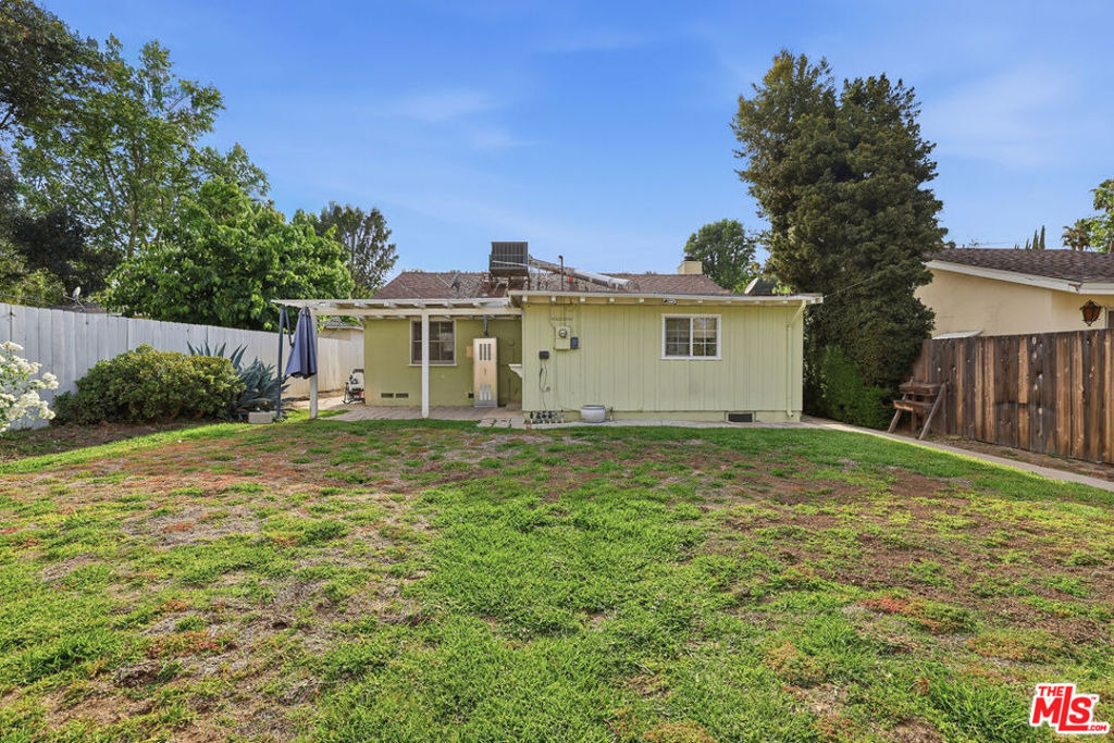 4958 Canoga Avenue - Photo 4