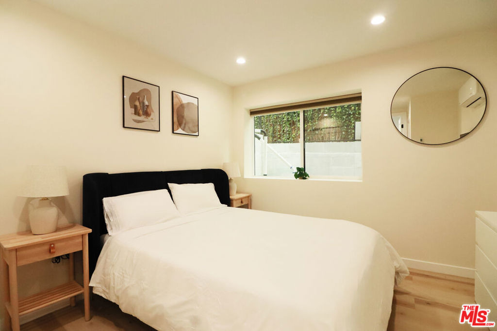 944 N San Vicente Boulevard - Photo 9