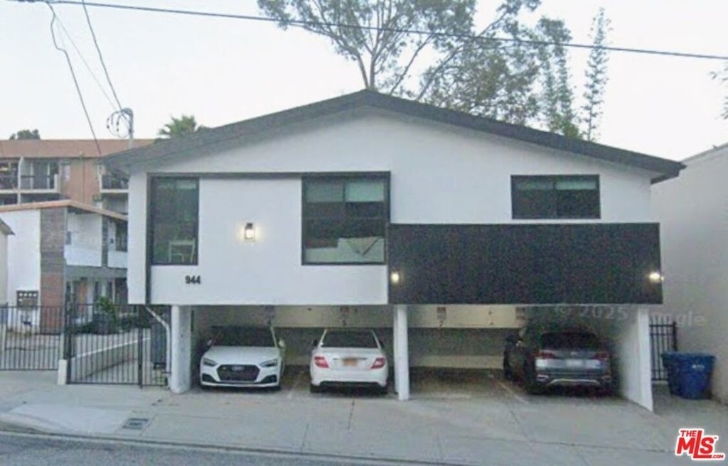 944 N San Vicente Boulevard - Photo 13