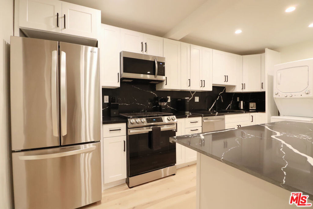 944 N San Vicente Boulevard - Photo 4
