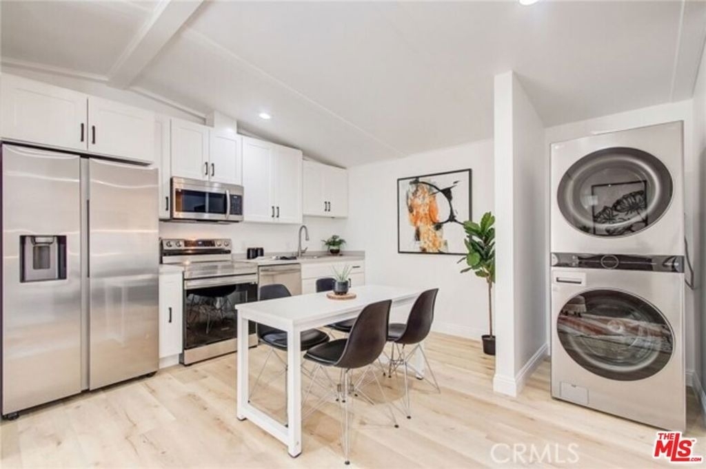 1856 W 14th Street - Photo 0
